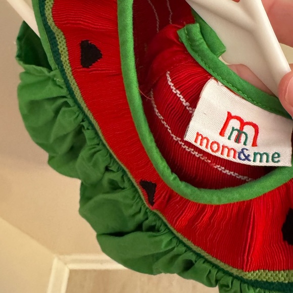 Mom & Me Baby Girls Watermelon Smocked Bubble Size 3 Months Red Green - Picture 4 of 6